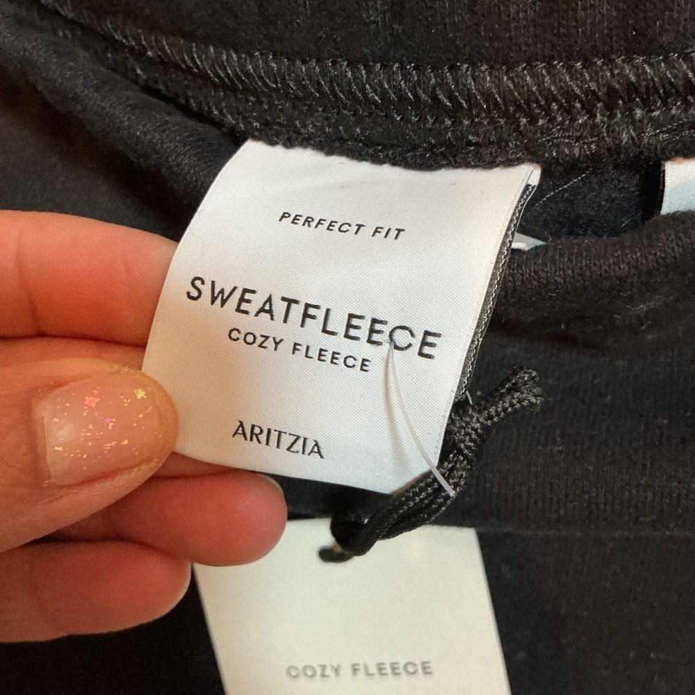 Aritzia Tna Sweatfleece Cozy Fleece Perfect Mini Skirt Black Elastic Waist S NWT - Picture 4 of 6